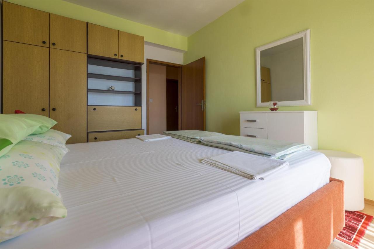 Apartments Dragica Dramalj Exterior photo